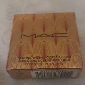 MAC Cosmetics Skinfinish Metallic Cream Blush - Coveted Coral